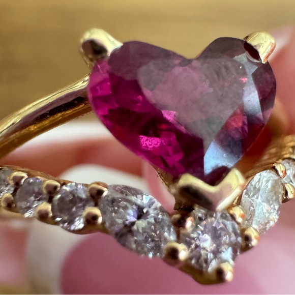 Custom Design RUBY HEART/DIAMONDS 14K YELLOW GOLD RING SIZE 6- APPRAISED @ $3300 - Picture 7 of 8